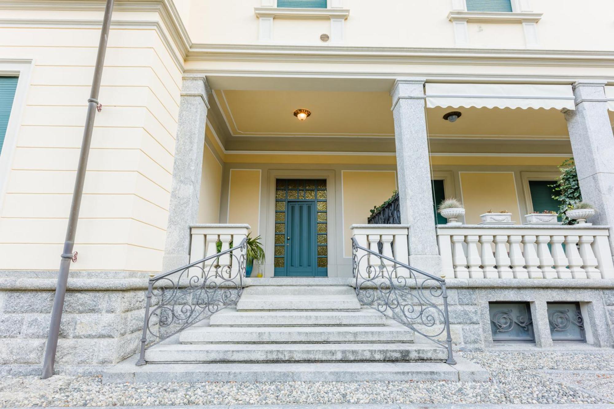 Regal Villa With Como Lake View And Free Parking Μπελάτζιο Εξωτερικό φωτογραφία