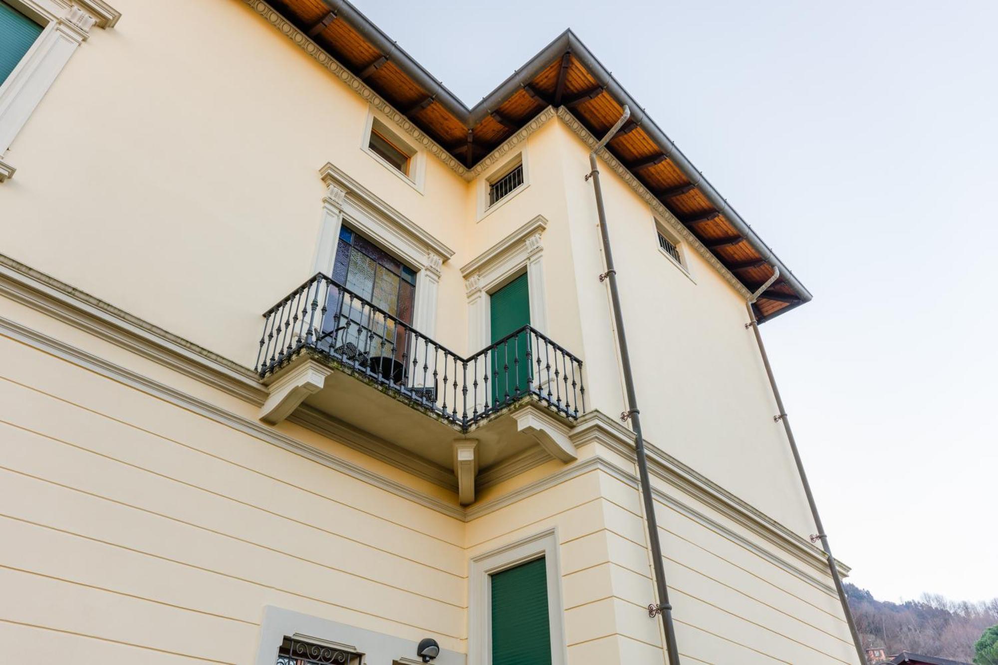 Regal Villa With Como Lake View And Free Parking Μπελάτζιο Εξωτερικό φωτογραφία